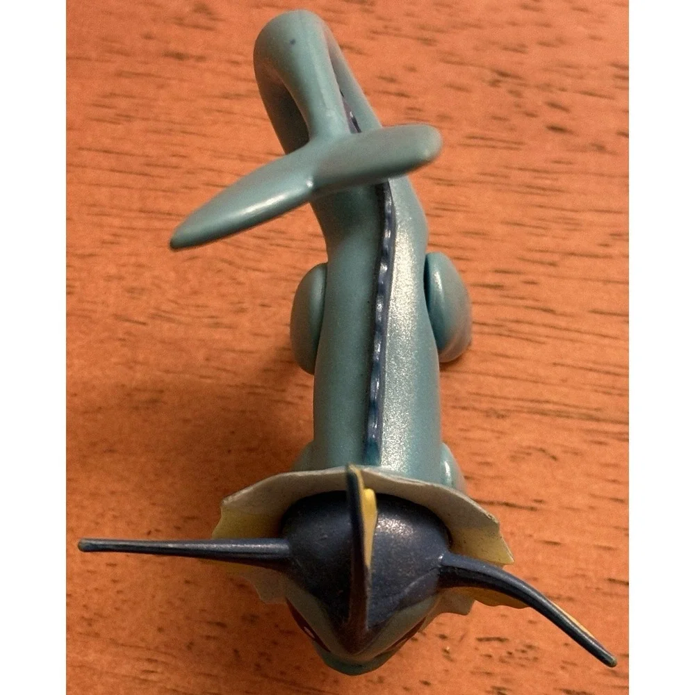 VAPOREON Pokémon 2019 Figure‎ - 3.5